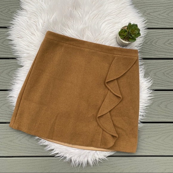 J. Crew Dresses & Skirts - J. Crew Ruffle Pencil Skirt